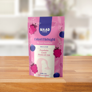 Thé Velvet Midnight - thé noir framboise, cassis, pétales de rose